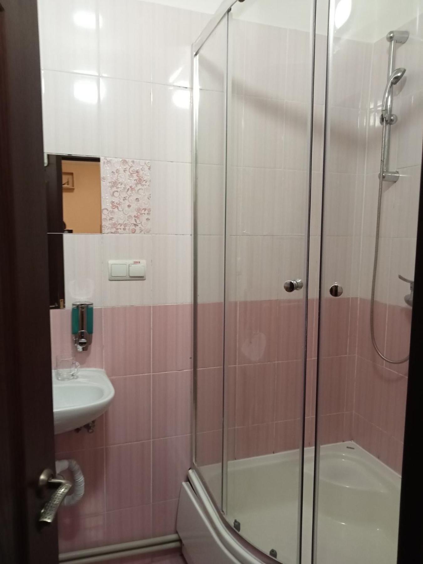 Hostel Iskra Lviv Eksteriør bilde